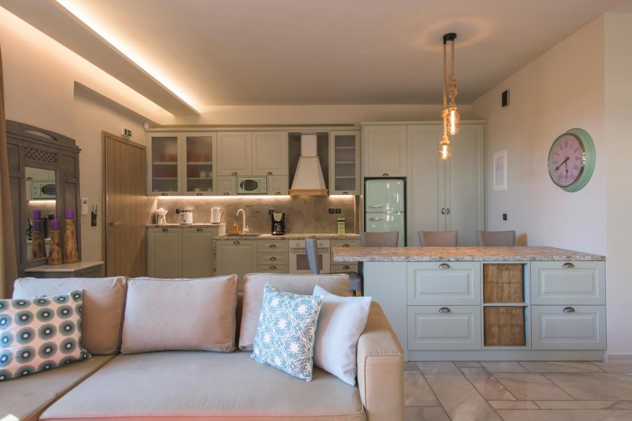 Aval Riviera Apartment ลาโกนิสซี ภายนอก รูปภาพ
