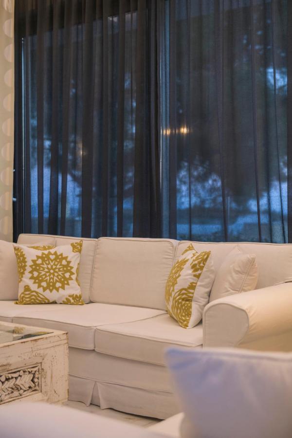 Aval Riviera Apartment ลาโกนิสซี ภายนอก รูปภาพ
